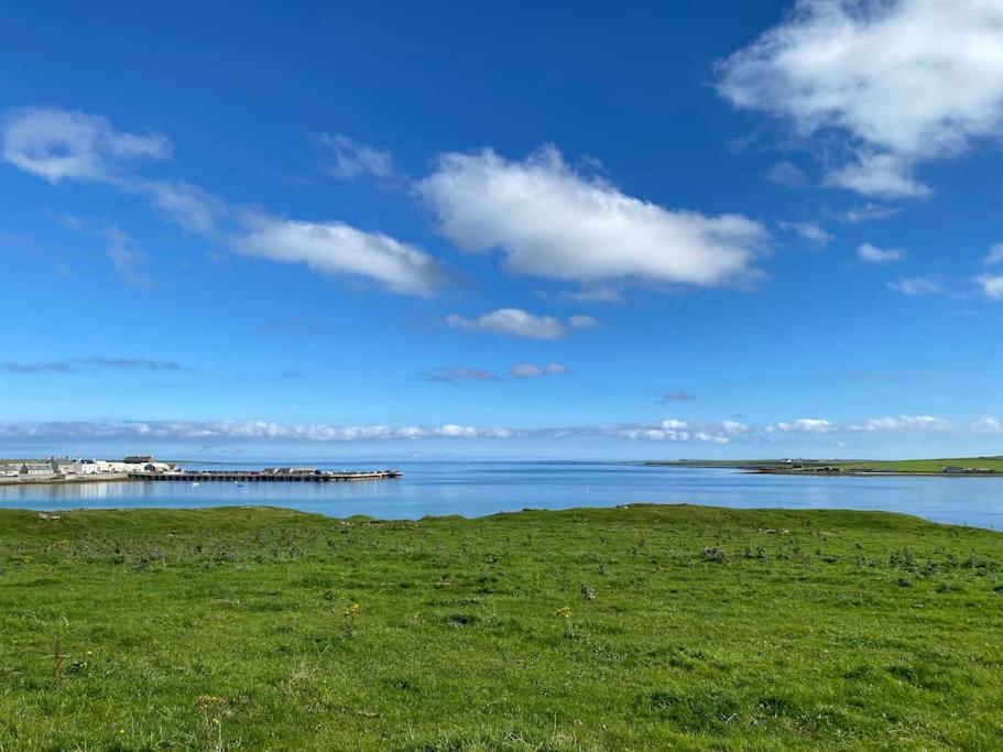 2 Bedroom House Overlooking Pierowall Bay, Westray Екстериор снимка